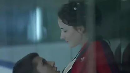 ब्लोंड बेब Lenday अंग्रेजी सेक्सी फुल शावर में हस्तमैथुन करता है